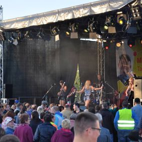 Töpperwein Musik GmbH in Quedlinburg, Veranstaltungsservice Bühne für Live-Musik